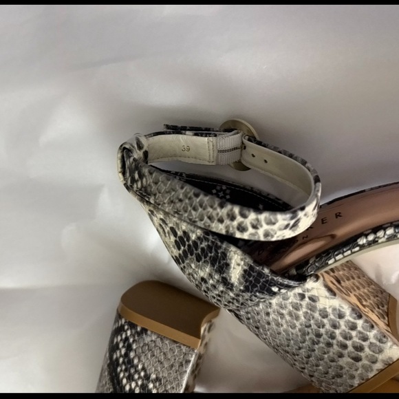 Ted Baker London Leather Embossed Snakeskin Block Heel Sandals - Picture 9 of 11